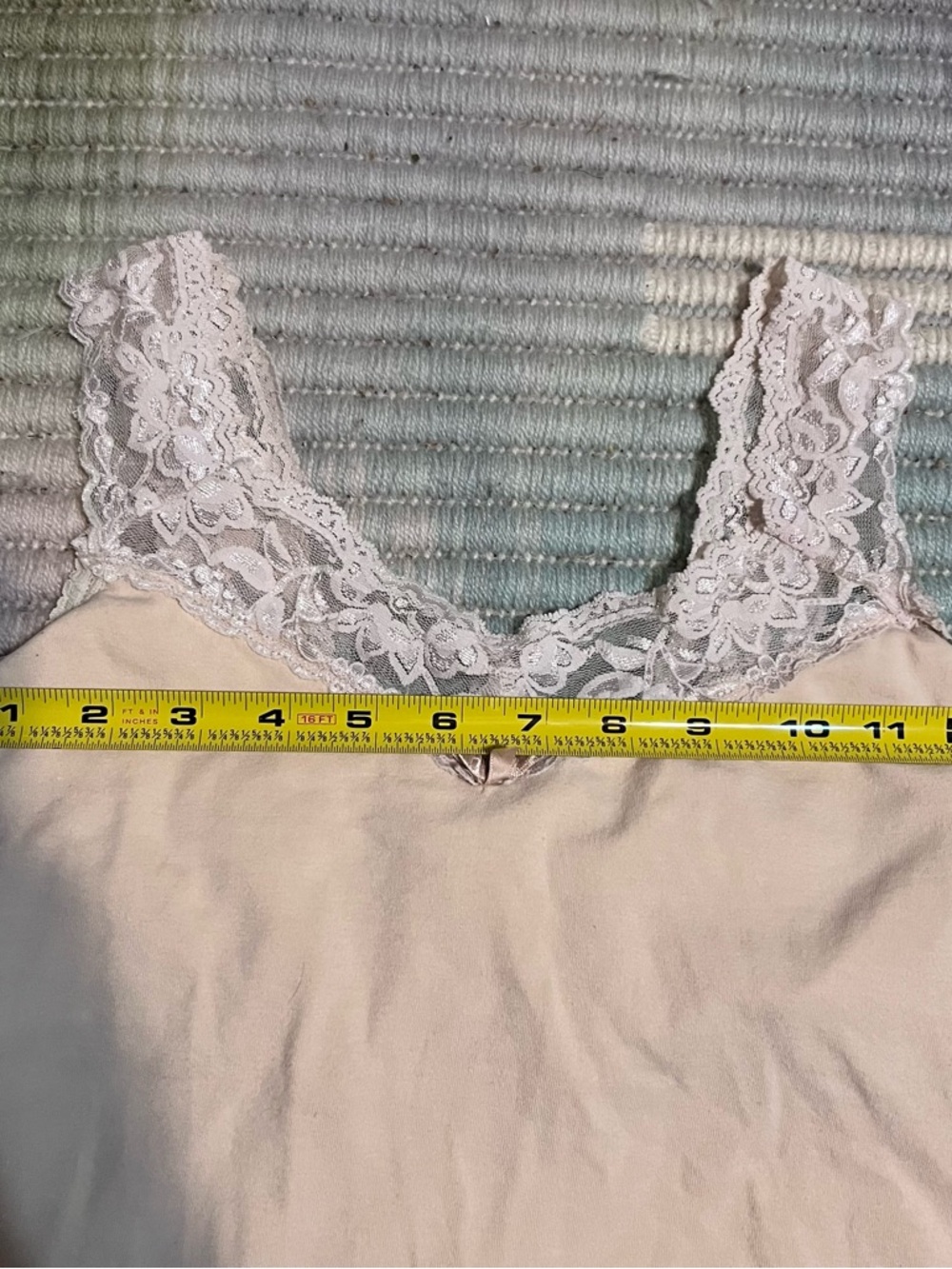Vtg Basic Tank - Picture 4 of 6